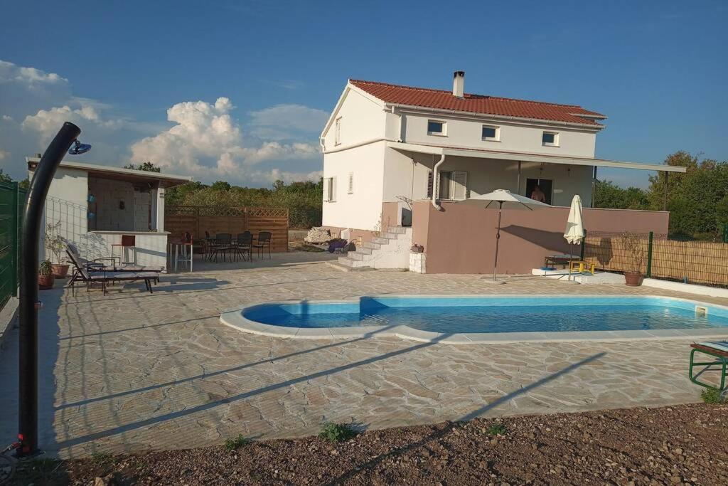 Villa Kuca Za Odmor M&J Benkovac Exterior foto