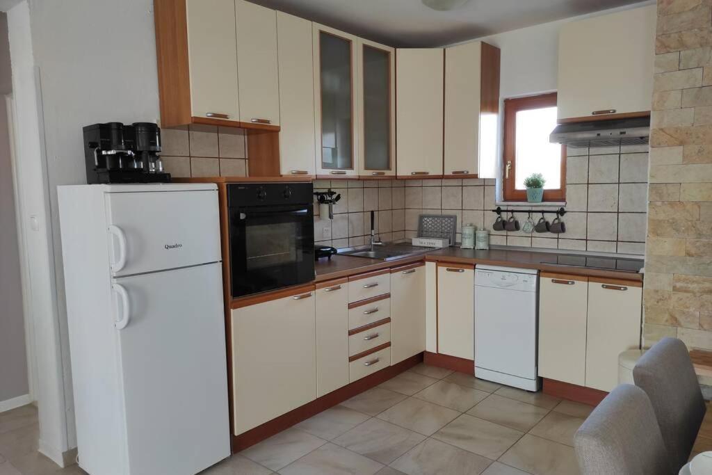 Villa Kuca Za Odmor M&J Benkovac Exterior foto